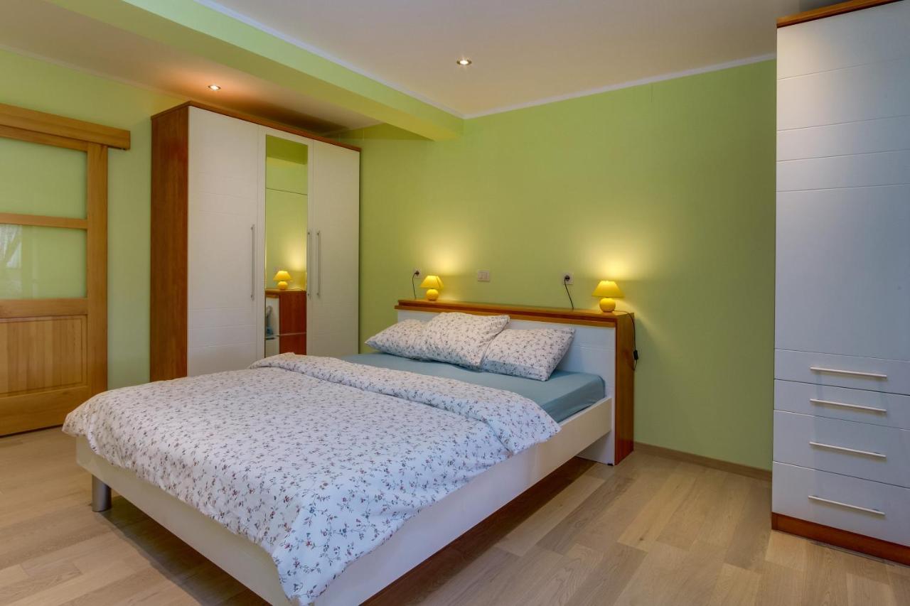 Appartement Isabela à Mali Lošinj Extérieur photo